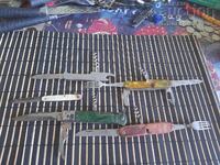 Lot of razor blades for restoration or parts, razor handle