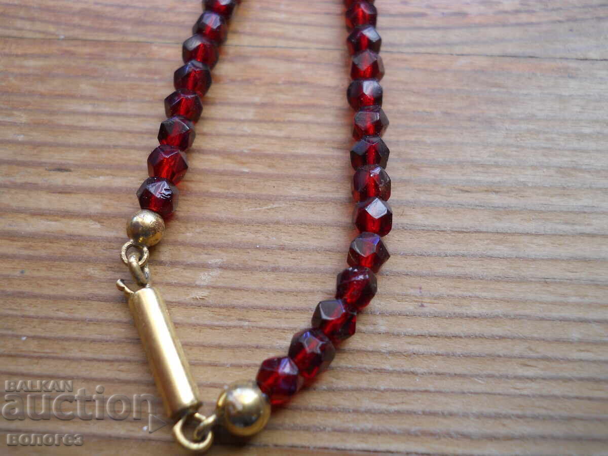 Necklace of faceted natural garnets with price 50.00 BGN | € 25.56 Necklace of faceted natural garnets with price 50.00 BGN | € 25.56