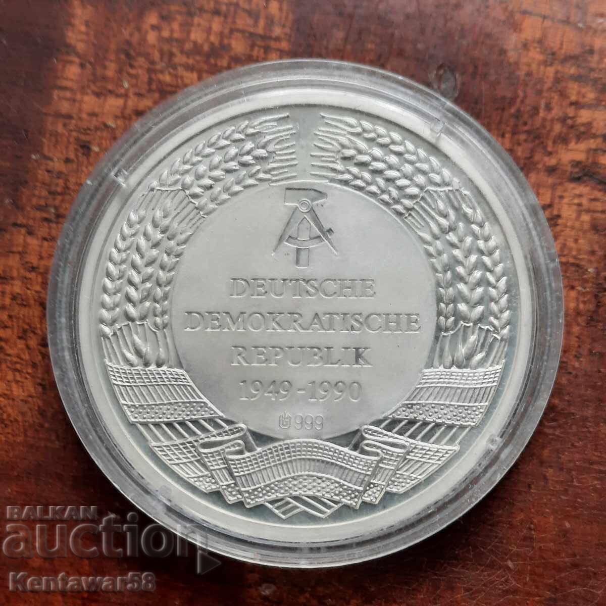 Δημοπρασία Σπάνιο ασημένιο μετάλλιο (πλακέτα) Δημοπρασία Σπάνιο ασημένιο μετάλλιο (πλακέτα)