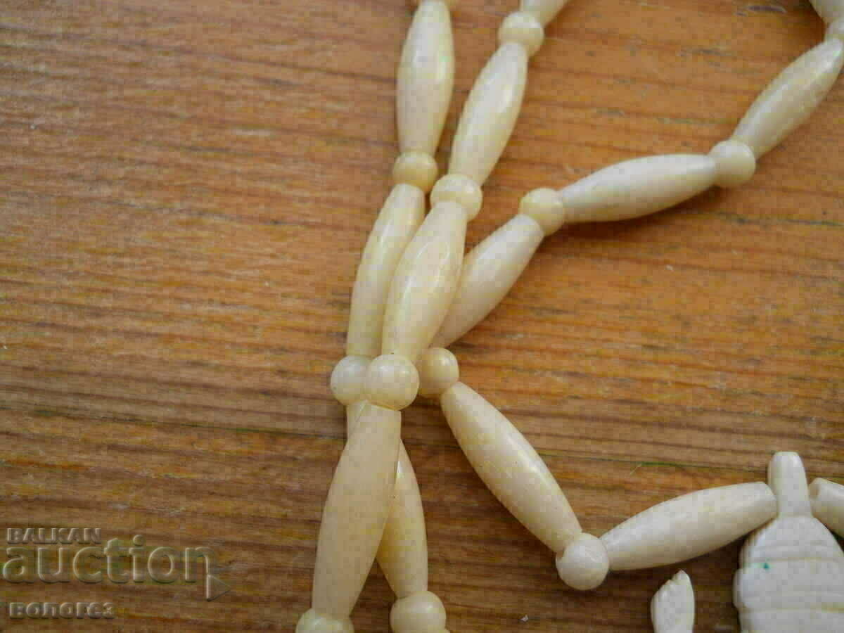 Auction Old ivory necklace - Shiva Auction Old ivory necklace - Shiva