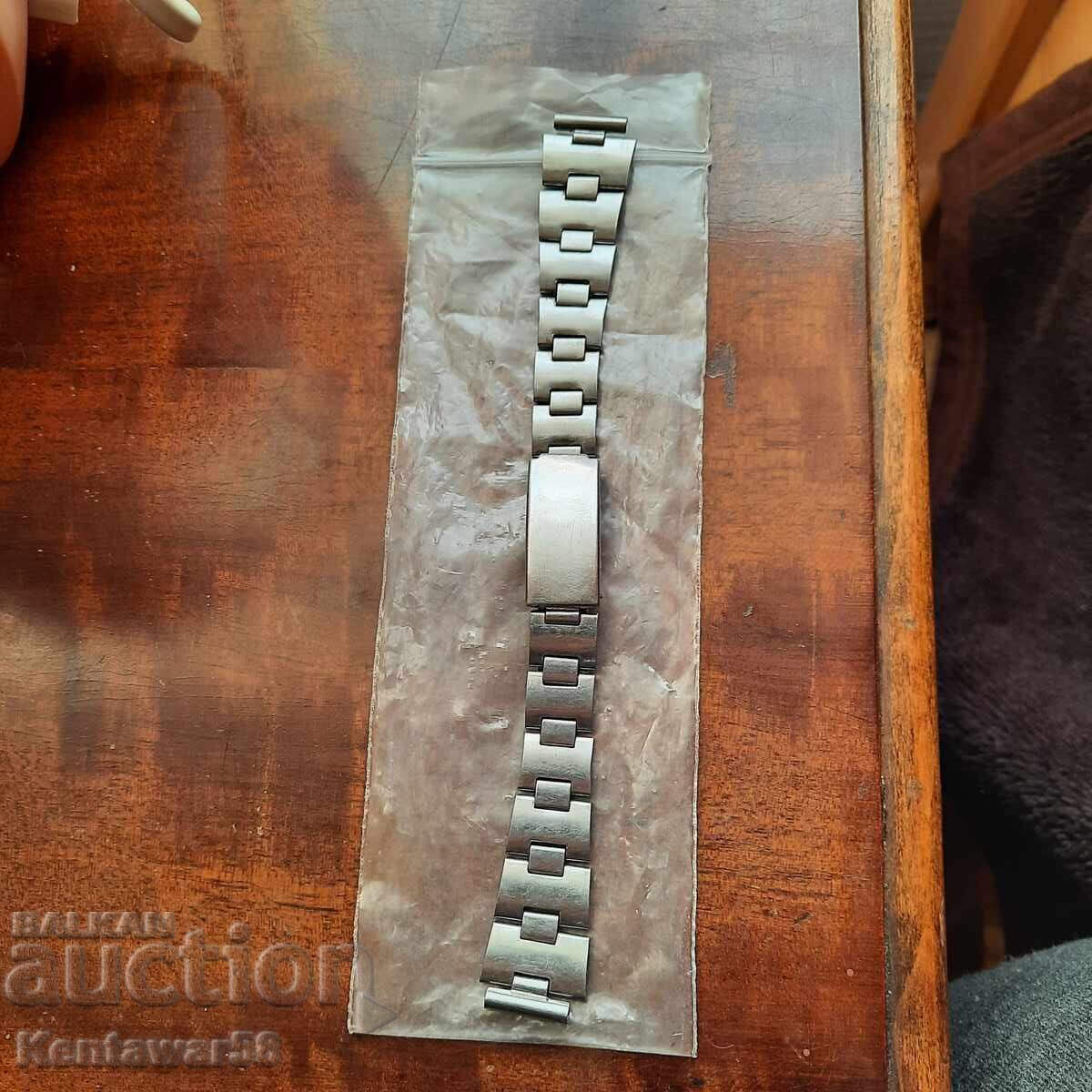 Метална верижка за часовник 14 мм. Метална верижка за часовник 14 мм.