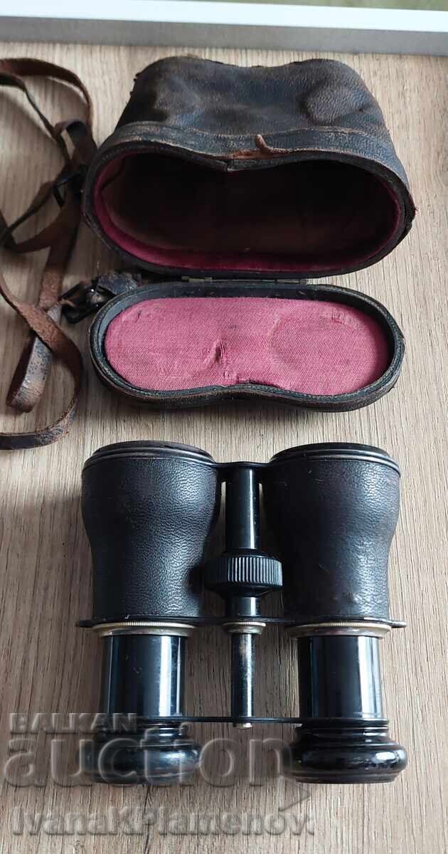Binoclu vintage cu husă pentru colecționari