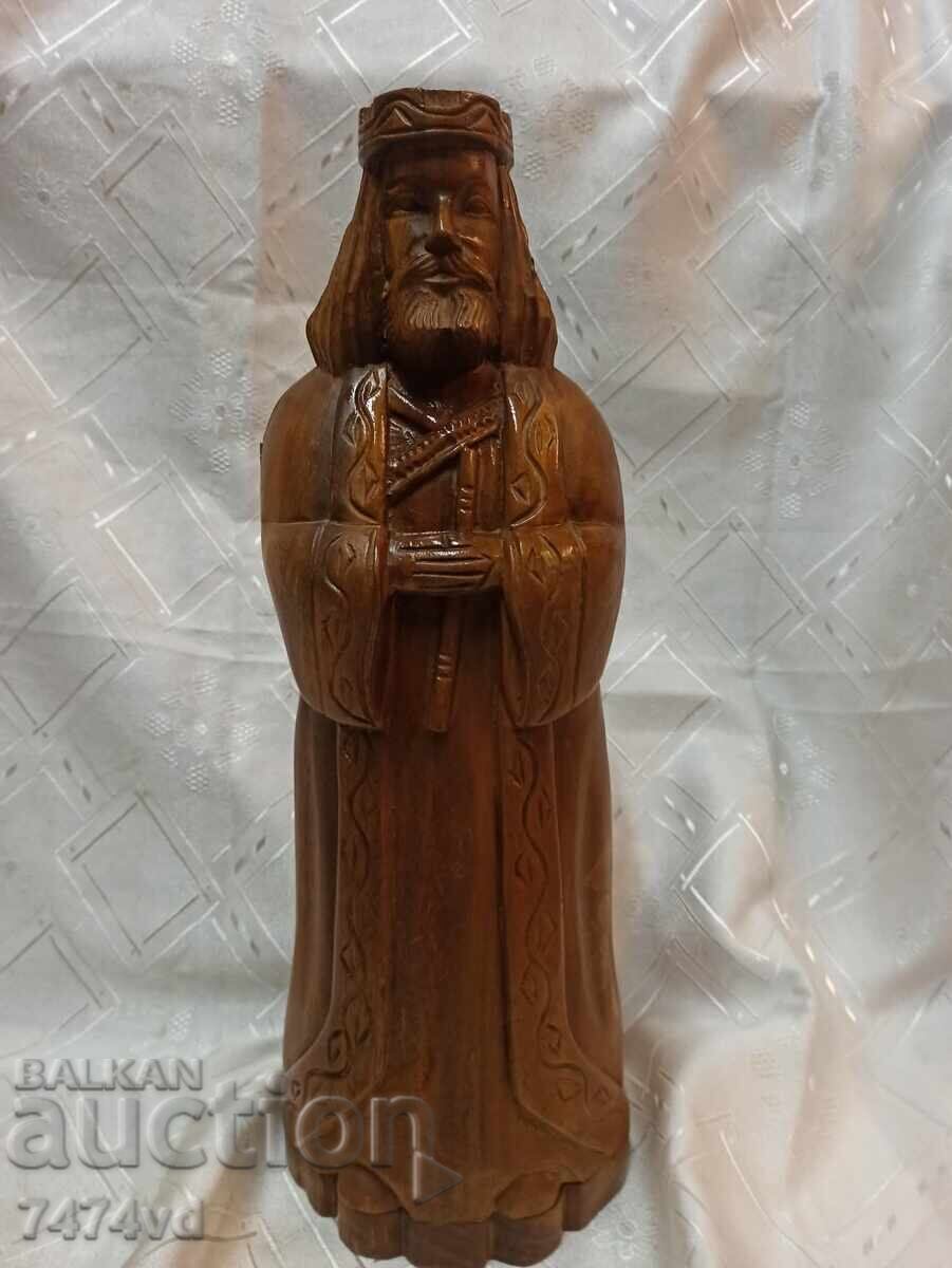 Sculptură masivă din lemn - sfânt sau țar, suport pentru sticlă cu preț 100.00 BGN | € 51.13 Sculptură masivă din lemn - sfânt sau țar, suport pentru sticlă cu preț 100.00 BGN | € 51.13