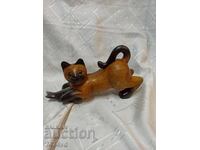 Figurină din lemn masiv sculptată manual, pisică cu pește