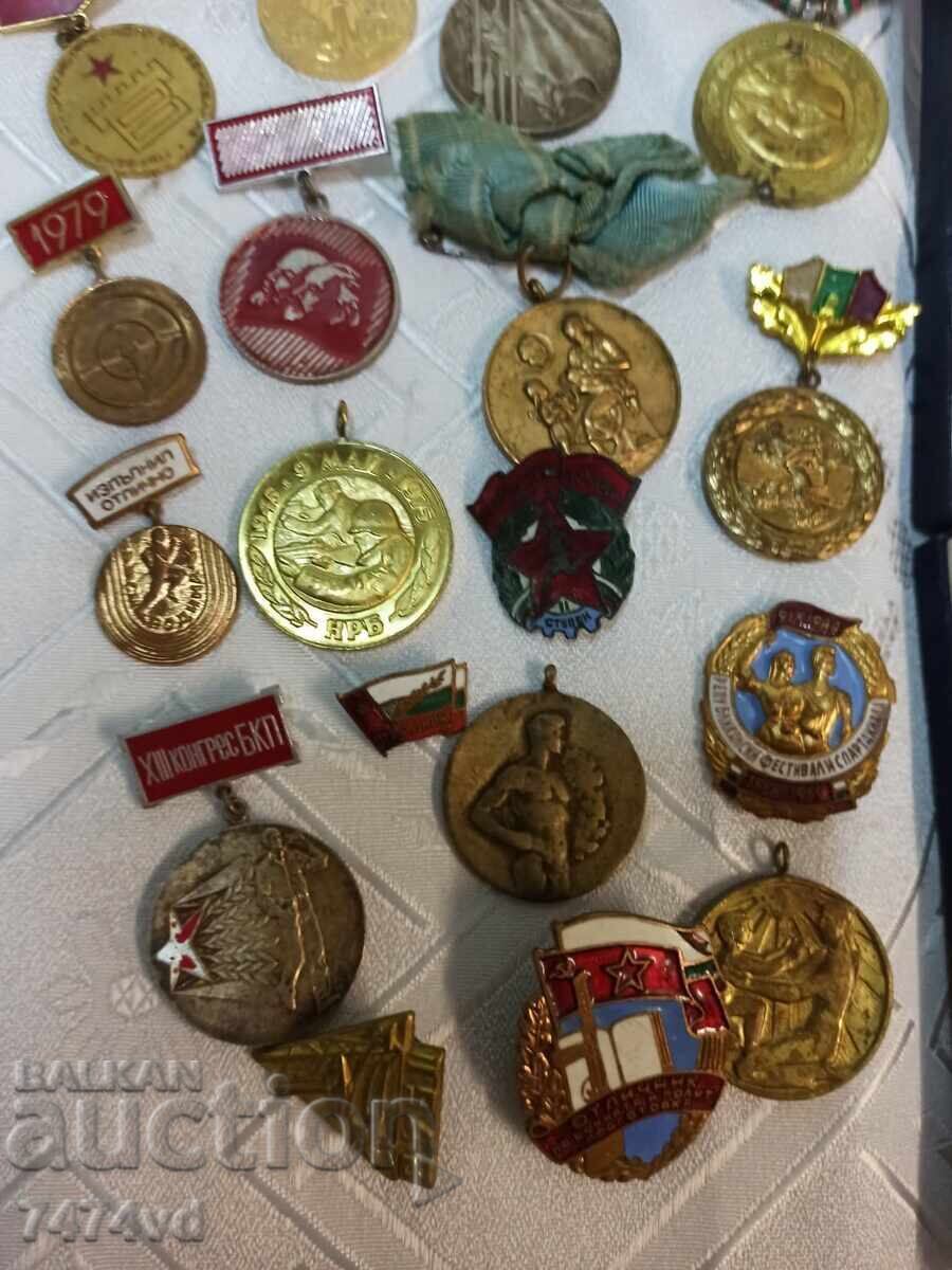 COLLECTION OF ORDERS, MEDALS, BADGES - 6 COLLECTION OF ORDERS, MEDALS, BADGES - 6