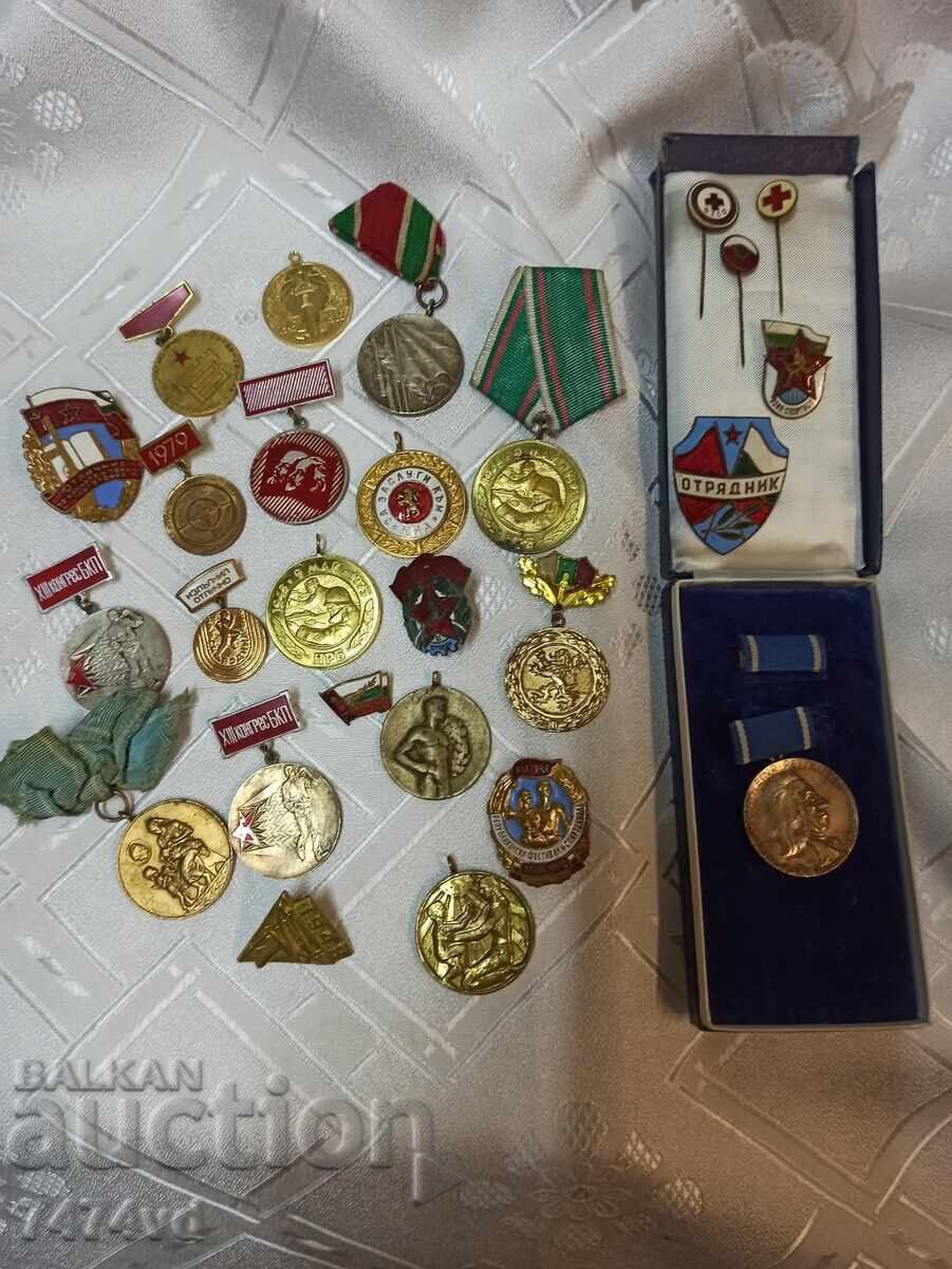 COLLECTION OF ORDERS, MEDALS, BADGES