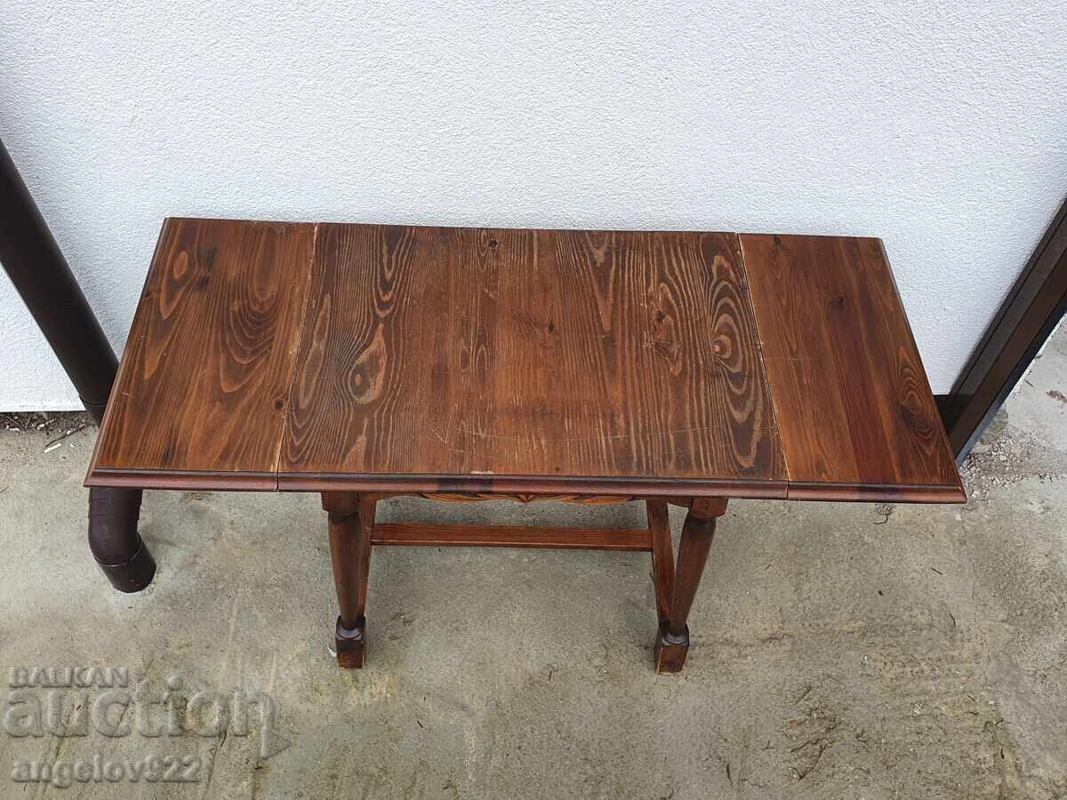 Auction  Vintage extendable wooden table, solid wood!!!