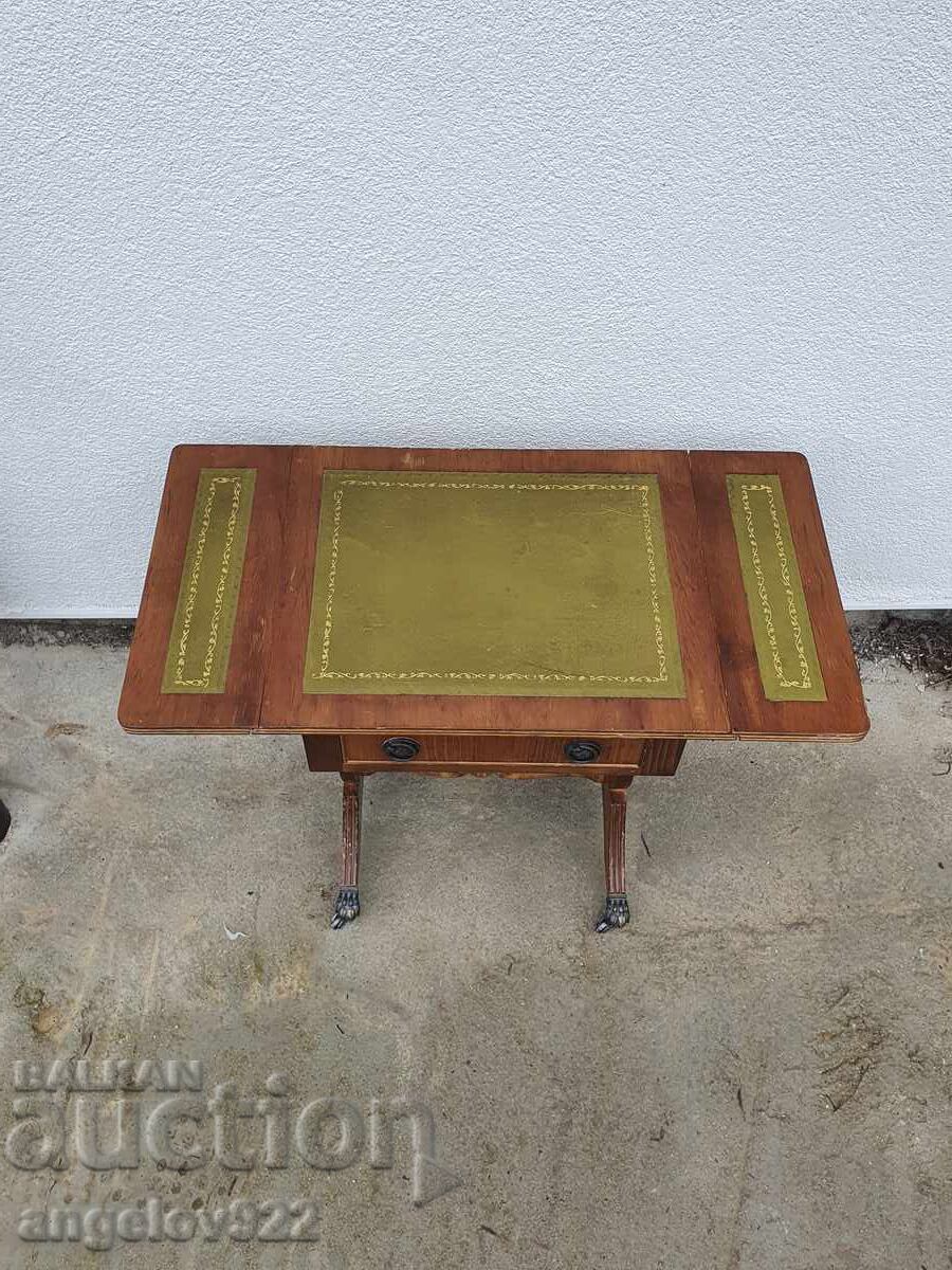 Δημοπρασία Αντίκα ξύλινο τραπεζάκι σαλονιού επεκτεινόμενο μασίφ!!!