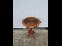 Măsuță de lemn vintage frumoasă, masivă!!!