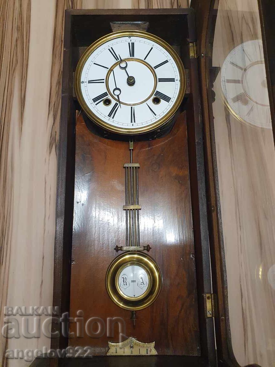 Аукцион Стар Немски стенен часовник!!! Аукцион Стар Немски стенен часовник!!!