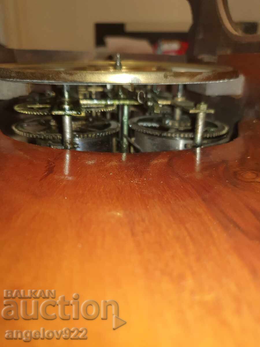 Доставка на Стар Немски стенен часовник!!! Доставка на Стар Немски стенен часовник!!!