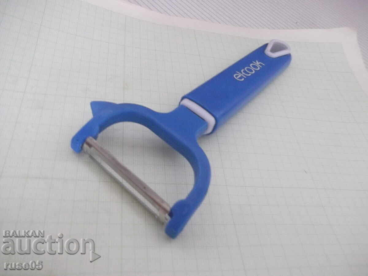 "El-Cook" Fruit and Vegetable Peeler