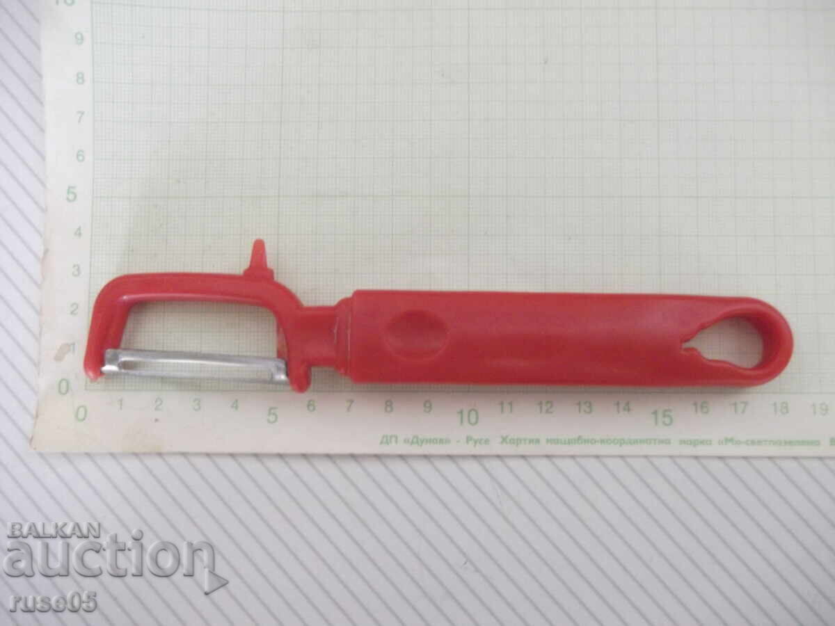 Μηχανή ξεφλουδίσματος φρούτων και λαχανικών