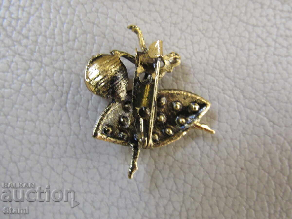 Auction  Ballerina brooch made of premium Baltic amber