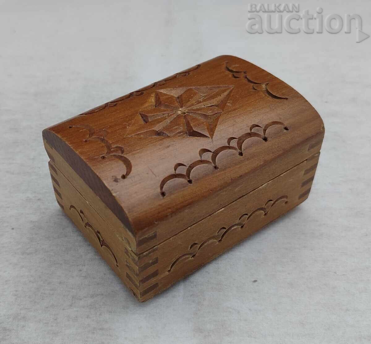 ΞΥΛΙΝΟ ΣΚΑΛΙΣΤΟ ΚΟΥΤΙ ΓΙΑ ΚΟΣΜΗΜΑΤΑ