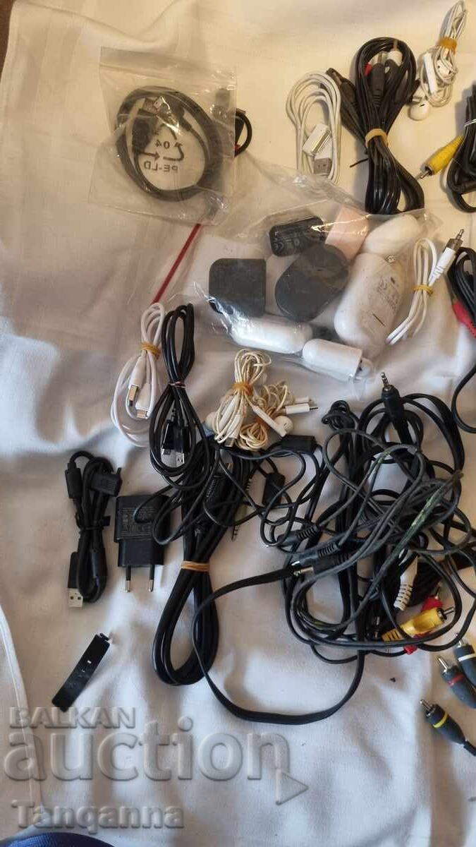 Various cables with price 20.00 BGN | € 10.23