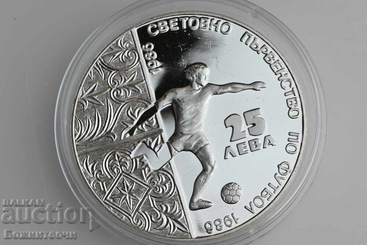 25 Leva 1986 Football