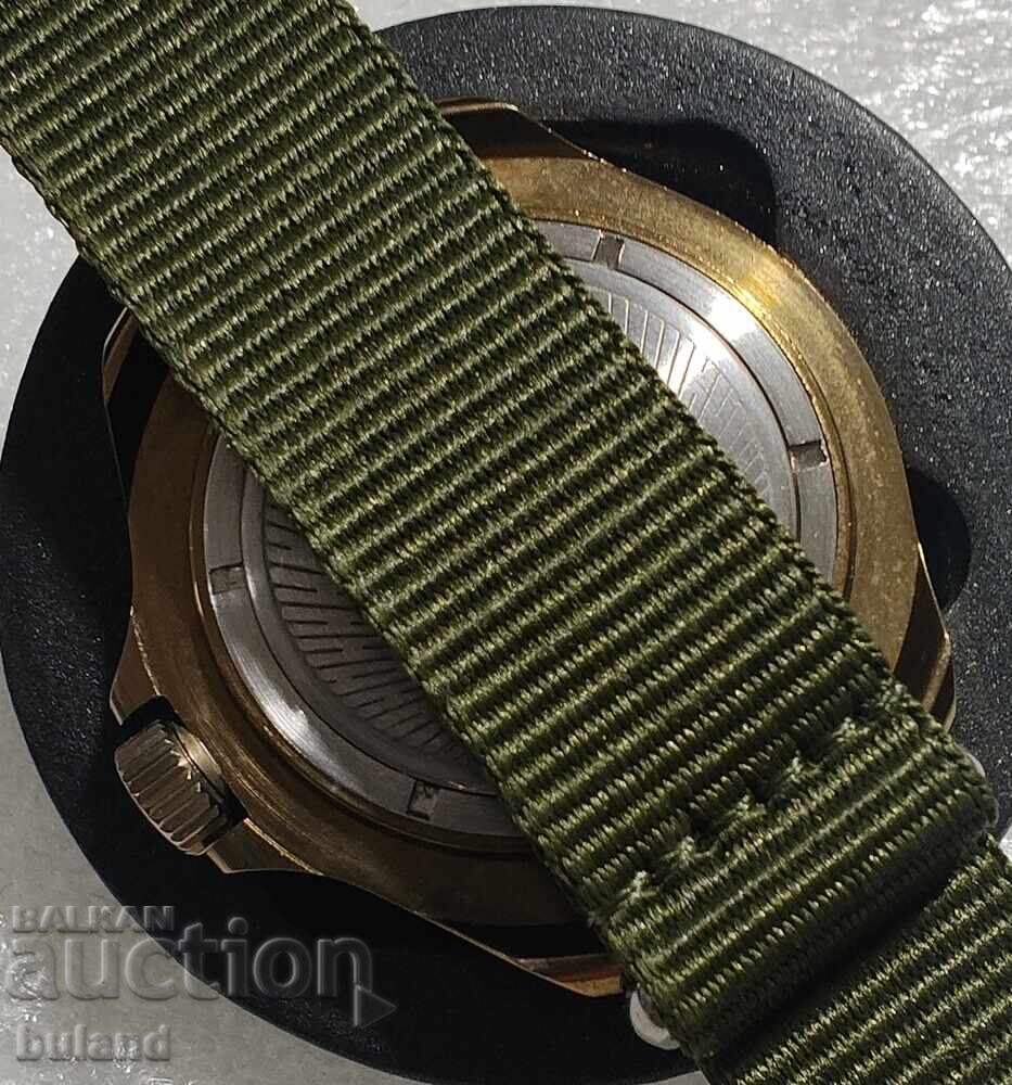 Delivery of Soviet Watch Vostok Komandirskie Tank Tanks USSR BZC