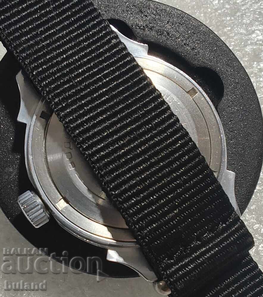 Delivery of Russian Vostok Automatic Watch Patriotic War 1995 BZC