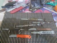 Lot of razor blades for restoration or parts, razor handle