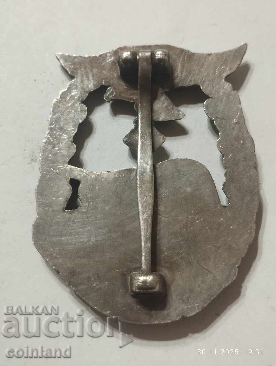 Semn german nazist Luftwaffe REPLICĂ REPRODUCERE cu preț € 15.00 | 29.34 BGN