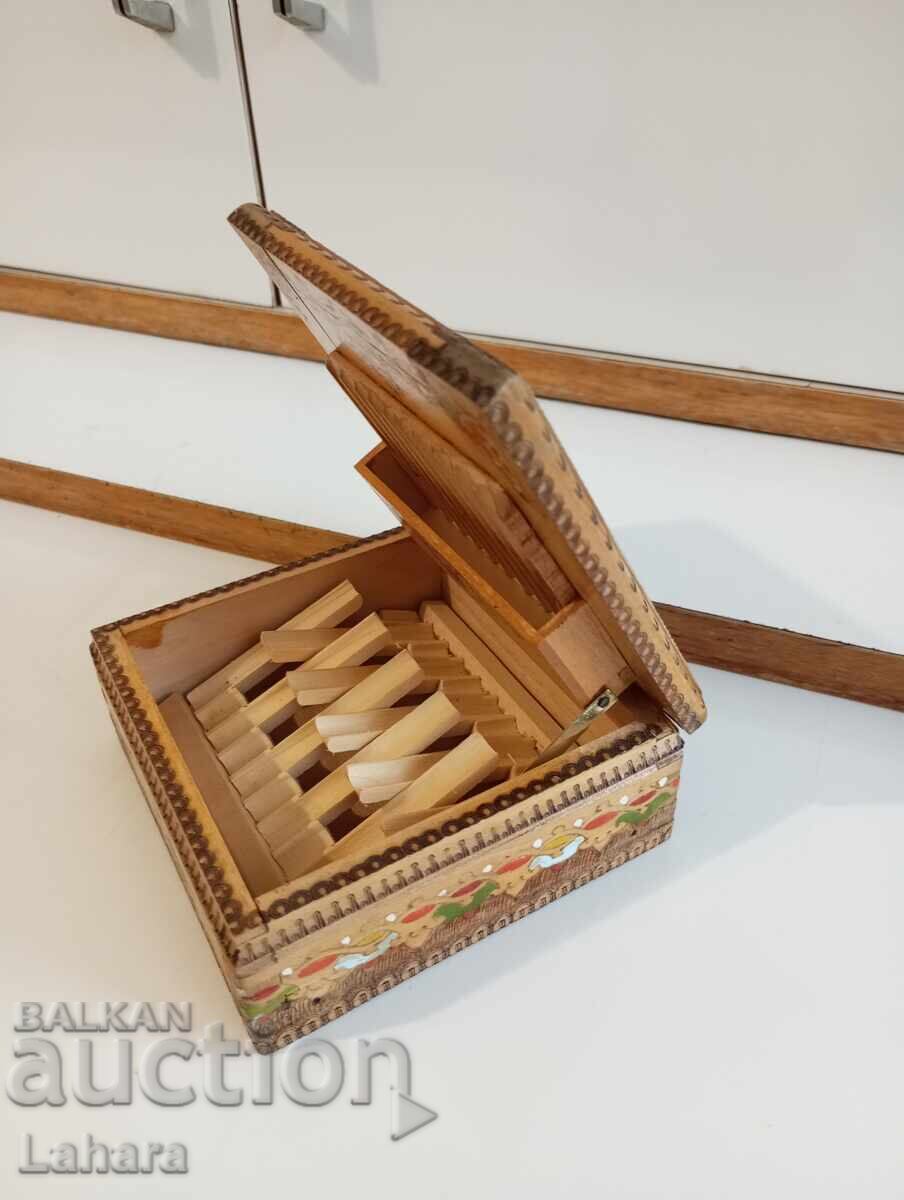 Delivery of Wooden cigarette box