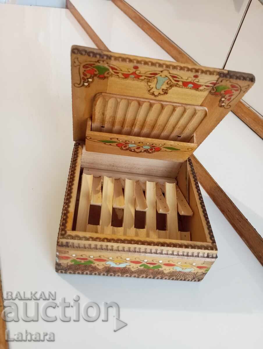 Wooden cigarette box