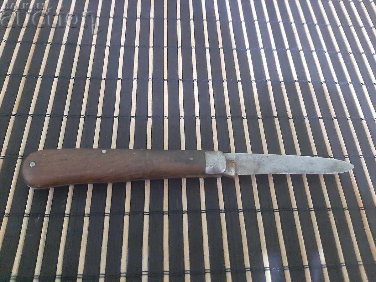 An old pocket knife - 5