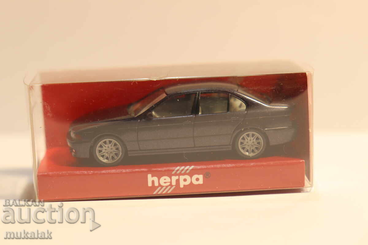 Delivery of HERPA 1/87 H0 BMW 5 TOY CAR MODEL Delivery of HERPA 1/87 H0 BMW 5 TOY CAR MODEL