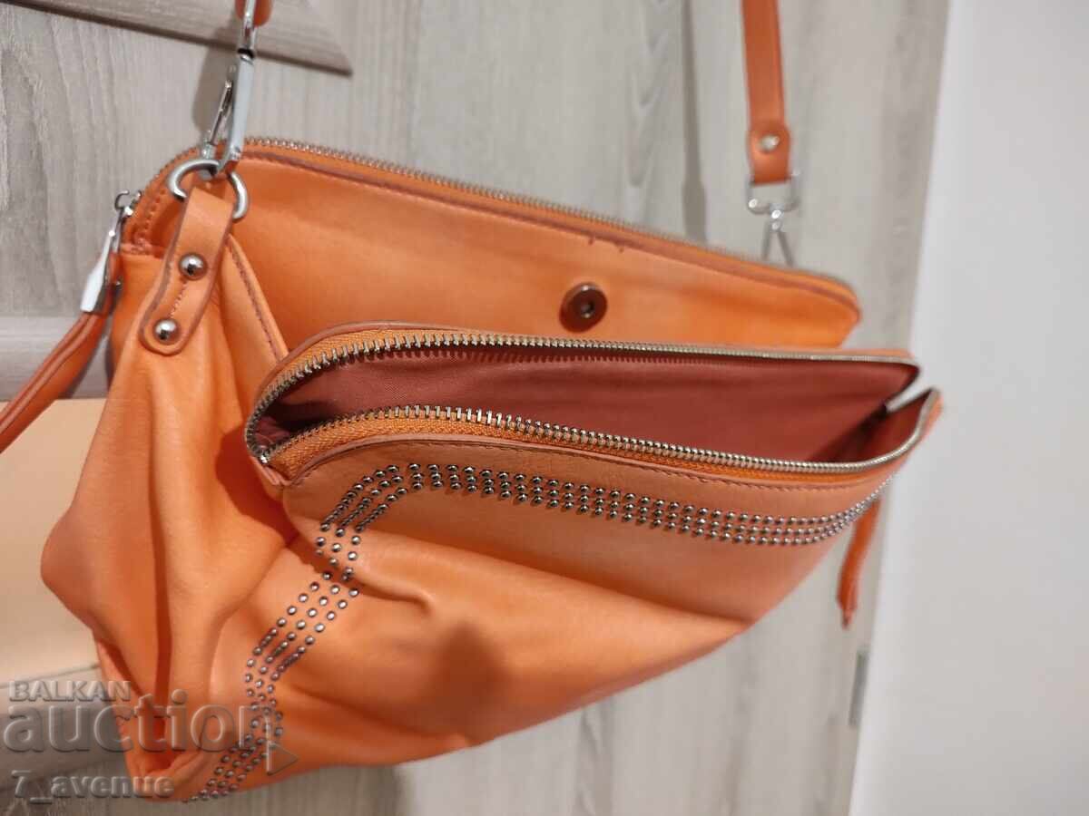 Κομψή γυναικεία τσάντα Tendenz 30.11.25 - 5