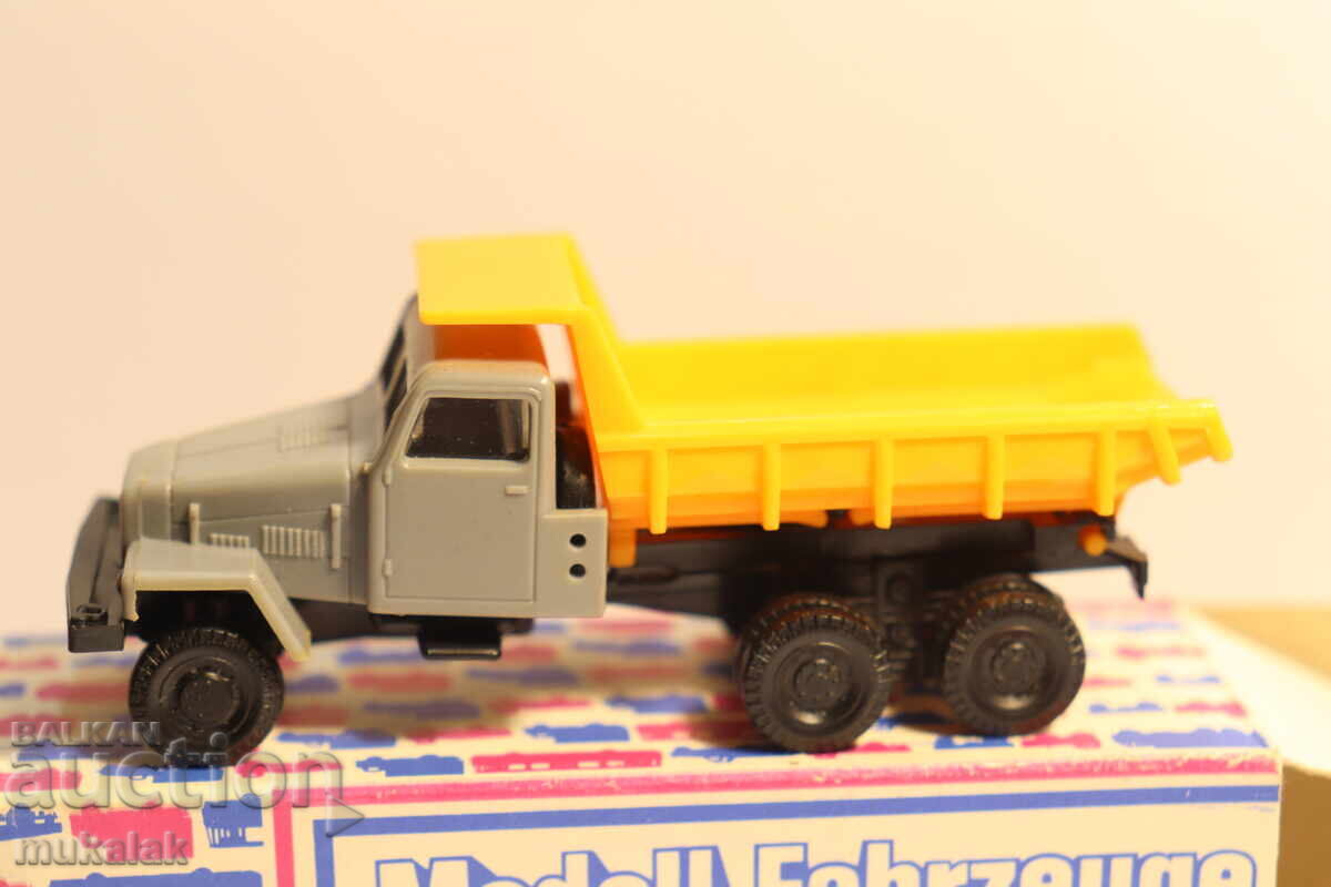 Livrarea 1/87 H0 BERLINPLAST IFA IFA?? CAMION BASCULANT MODEL