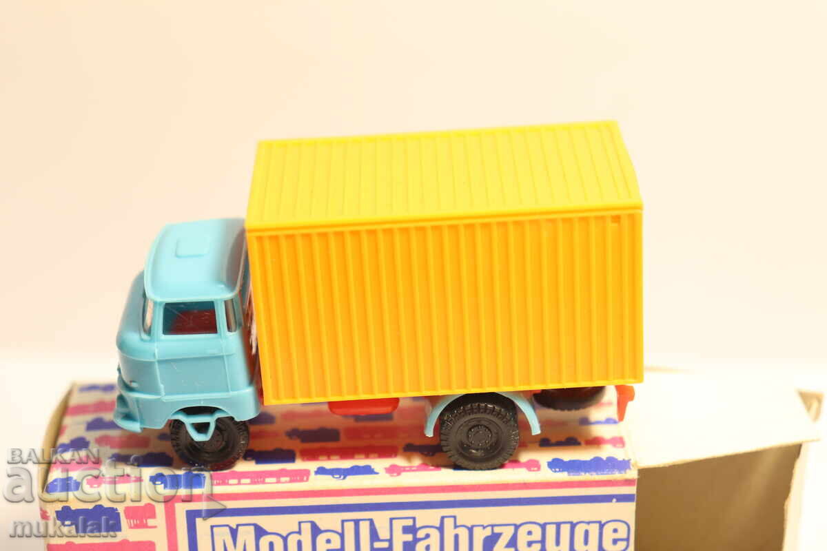 1/87 H0 BERLINPLAST IFA IFA FURGON CAMION MODEL - 5