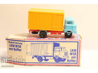 1/87 H0 BERLINPLAST IFA IFA FURGON CAMION MODEL