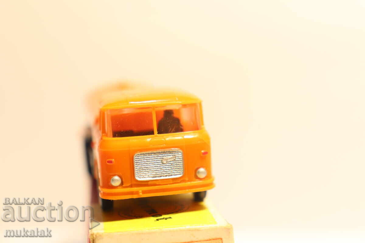 Auction  PERMOT PREFO SKODA H0 1/87 MODEL TOY TRUCK WATER TANKER