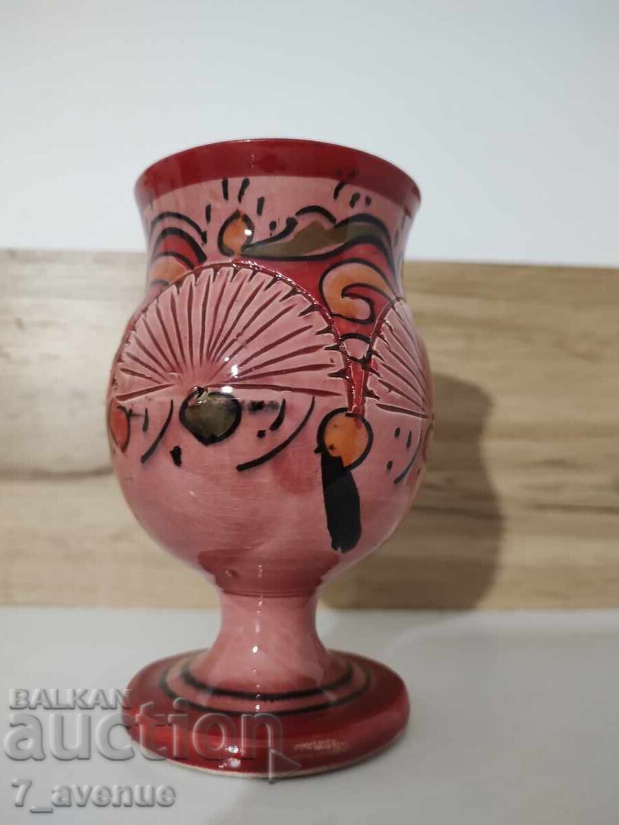 Όμορφη παλιά κεραμική κούπα, είναι υπέροχη, 30.11.2025 με τιμή 99.00 BGN | € 50.62 Όμορφη παλιά κεραμική κούπα, είναι υπέροχη, 30.11.2025 με τιμή 99.00 BGN | € 50.62