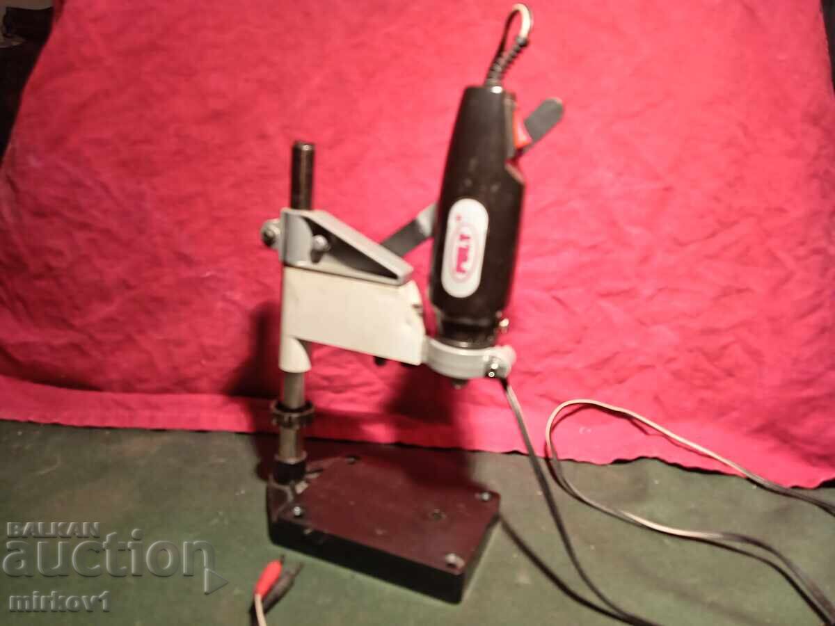 Мини дрелка със стойка Мини дрелка със стойка