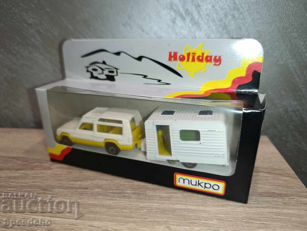 Auction  Bulgarian Matchbox - Matra Rancho with Caravan