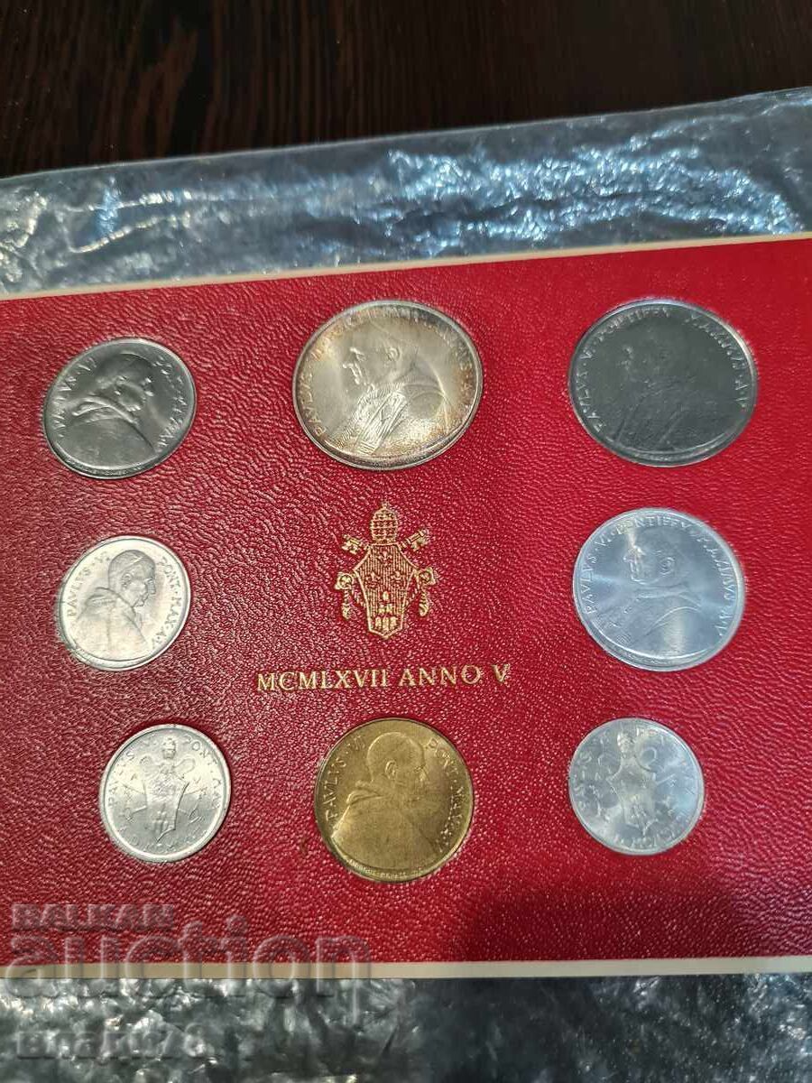 Auction  Set of Vatican coins 1967