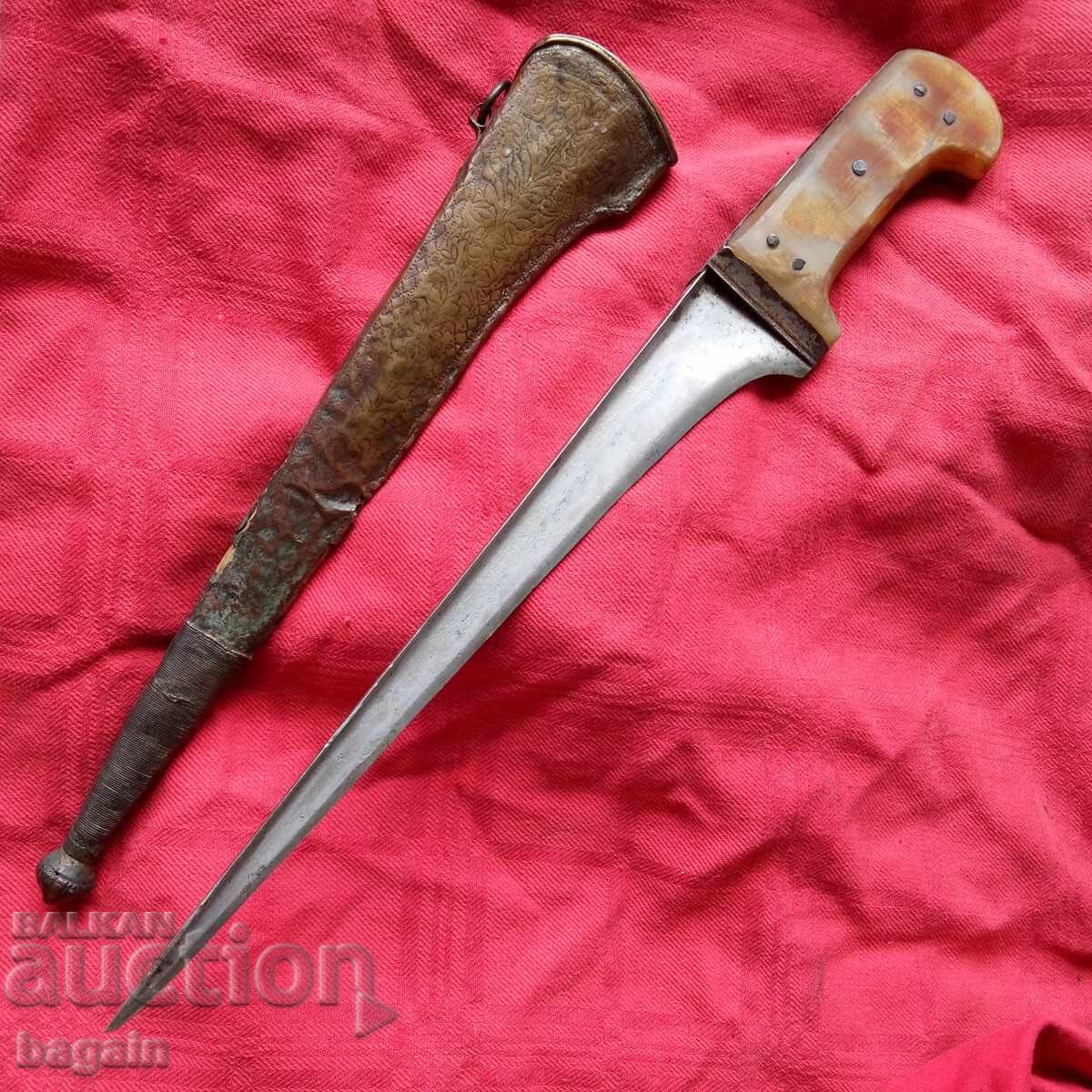 Rivet-piercing knife, karud, dagger