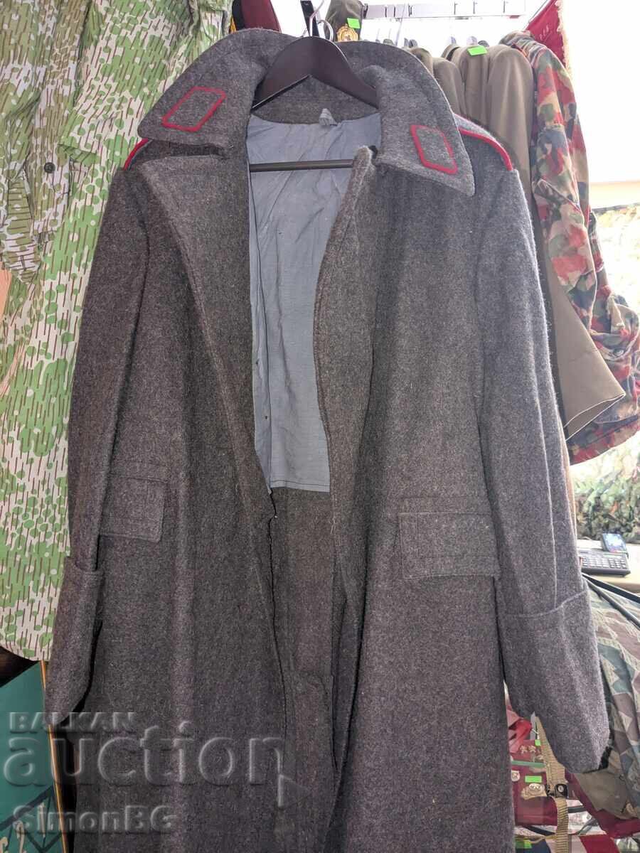 Българско вълнено палто от Студената война – Военен винтидж с цена 5.00 лв. | € 2.56