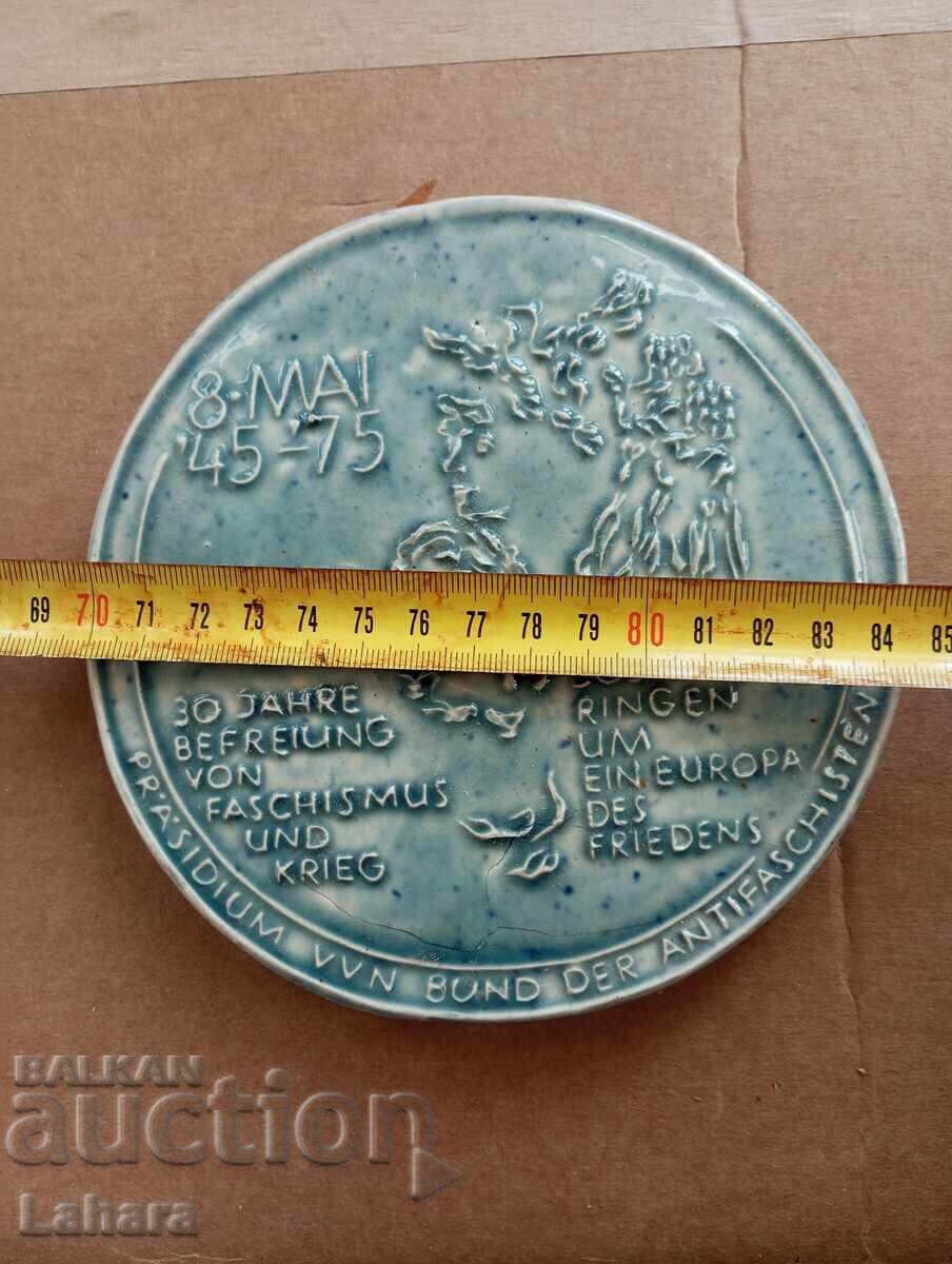 Livrarea Emblemă, plăcuță Livrarea Emblemă, plăcuță