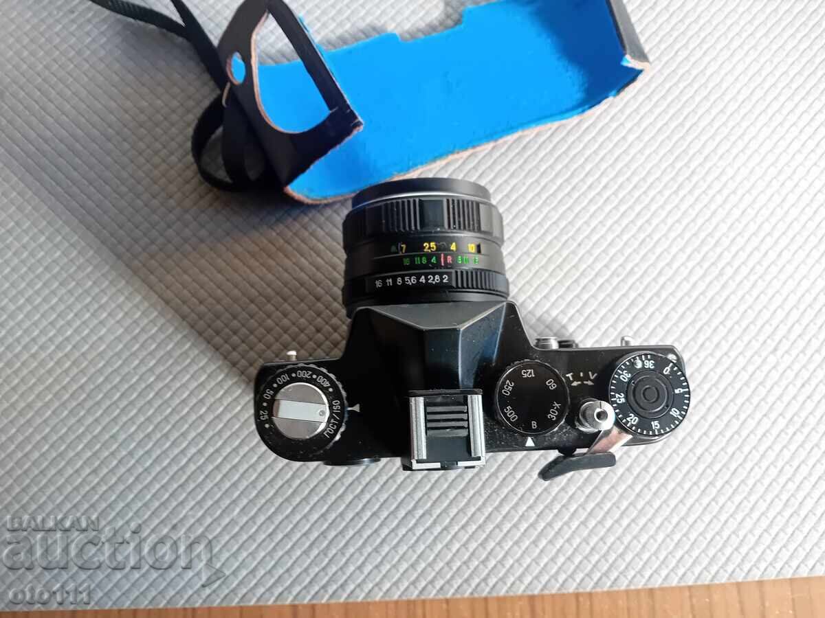 ZENIT ZENIT 12 xr CAMERA LENS HELIOS 44M-4 - 5 ZENIT ZENIT 12 xr CAMERA LENS HELIOS 44M-4 - 5