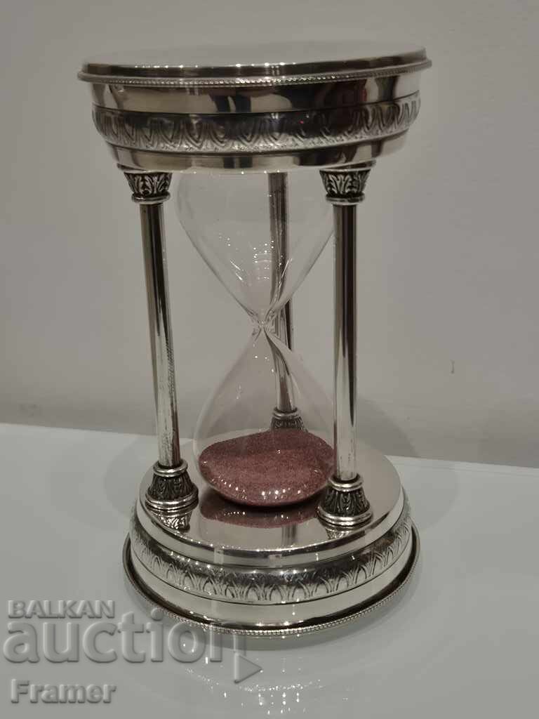 Красив испански сребърен пясъчен часовник от 19в. с цена € 470.00 | 919.24 лв.