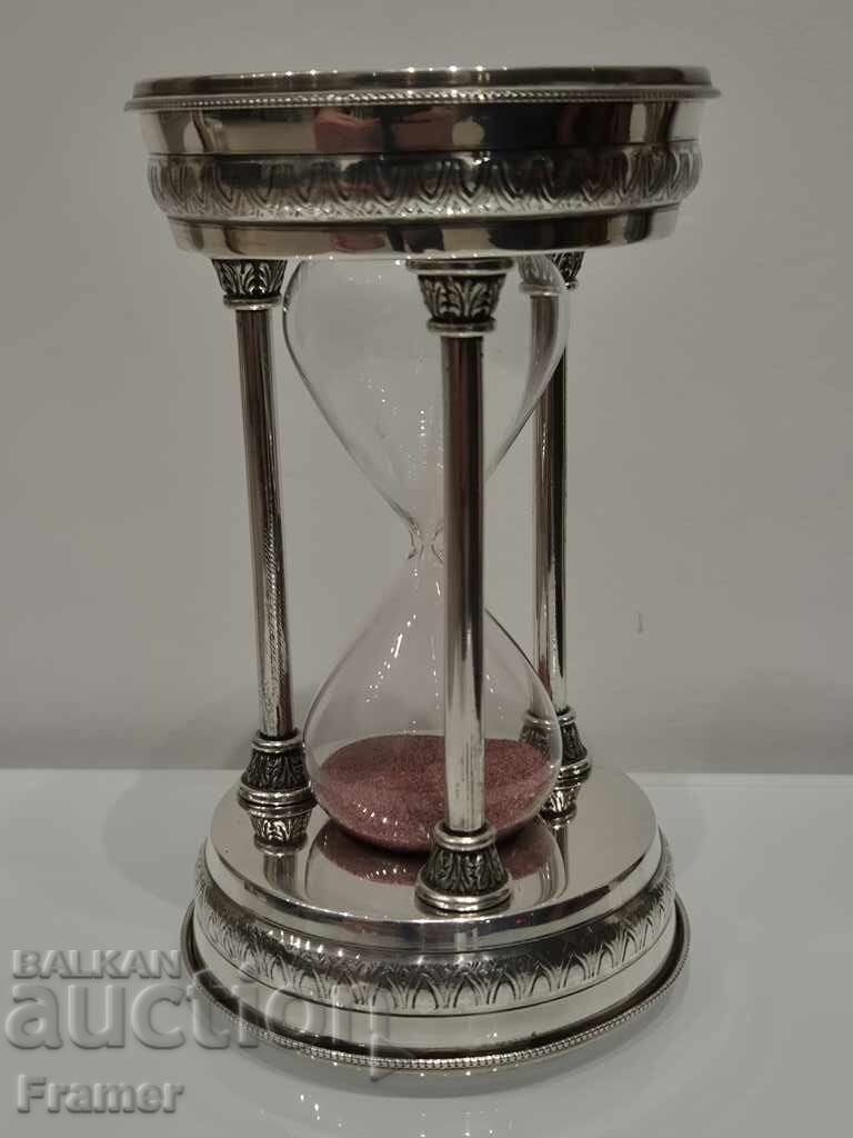 Delivery of Beautiful Spanish silver hourglass from the 19th century Delivery of Beautiful Spanish silver hourglass from the 19th century