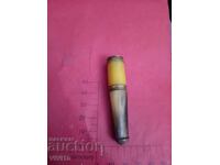 Παλαιό τσιγάρο, κεχριμπάρι, Γαλλία