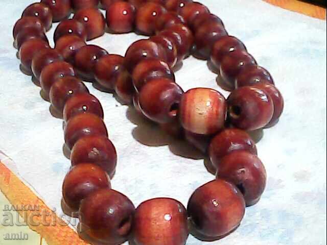 дервено колие с цена 8.00 лв. | € 4.09 дервено колие с цена 8.00 лв. | € 4.09