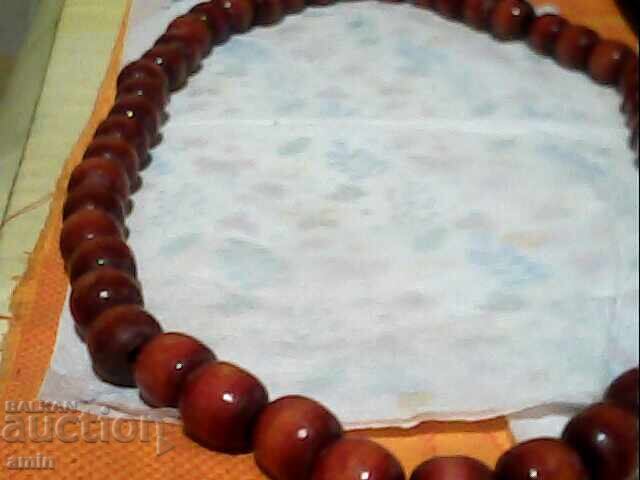 дервено колие дервено колие