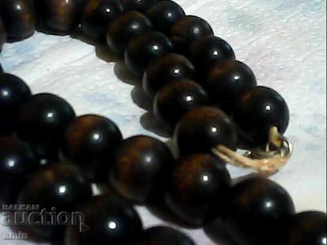 Old wooden necklace bracelet set with natural stone with price 10.00 BGN | € 5.11