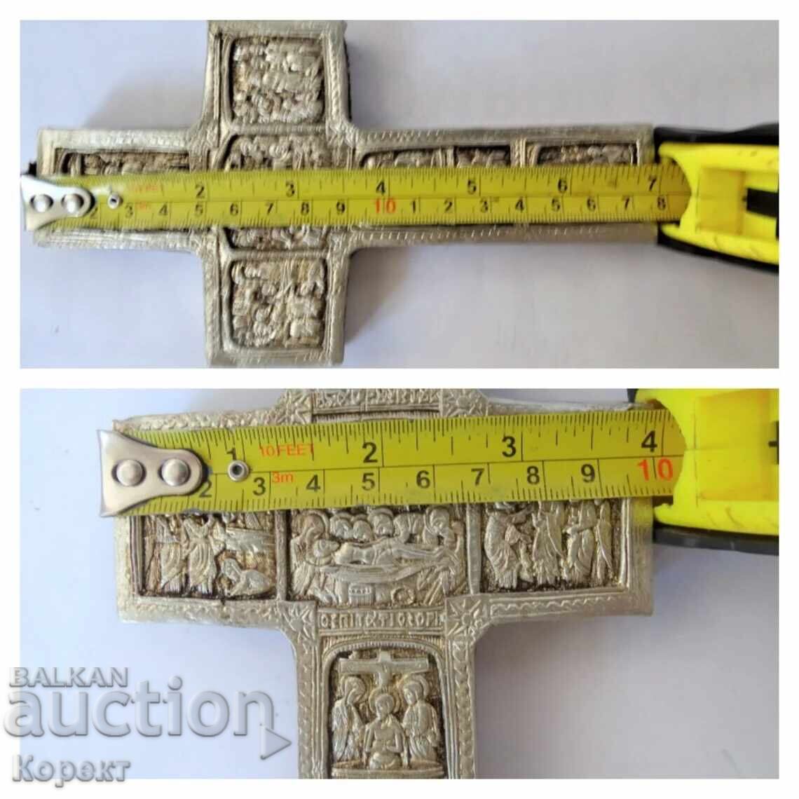 Ορθόδοξος ξύλινος σταυρός με επάργυρη διακόσμηση και Βιβλικές σκηνές με τιμή 150.00 BGN | € 76.69