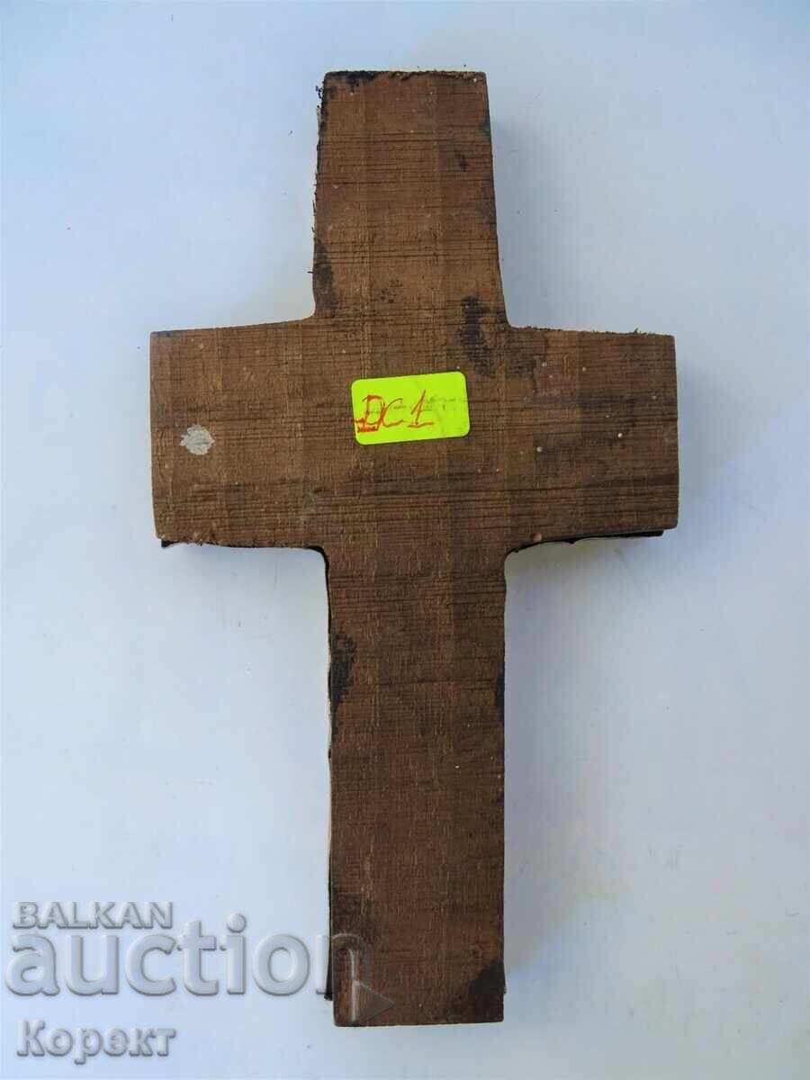 Παράδοση Ορθόδοξος ξύλινος σταυρός με επάργυρη διακόσμηση και Βιβλικές σκηνές